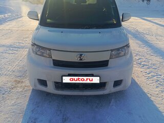 2016 Toyota bB II Рестайлинг, белый, 700000 рублей, вид 1