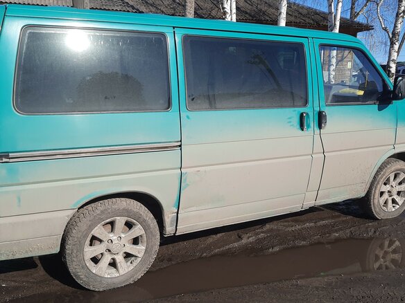 1991 Volkswagen Caravelle T4, зелёный, 160000 рублей - вид 3