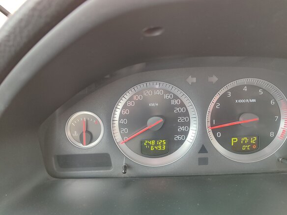 2007 Volvo XC90 5 Geartronic I Рестайлинг, пурпурный, 1180000 рублей - вид 6