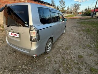 2008 Toyota Voxy II (R70), серый, 1100000 рублей, вид 5