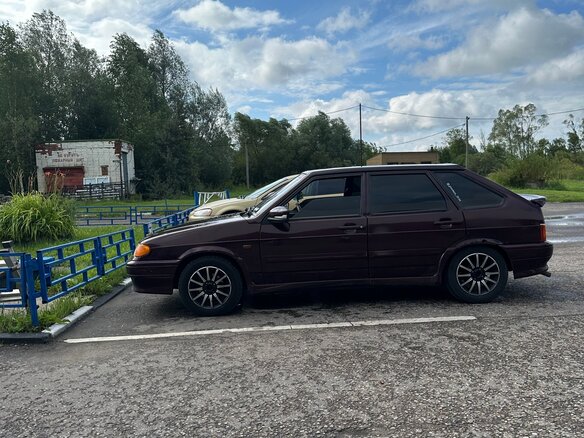 2013 Lada (ВАЗ) 2114, пурпурный, 200000 рублей - вид 3
