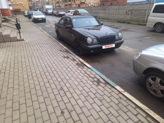 1999 Mercedes-Benz E-Класс 280 II (W210, S210), зелёный, 500000 рублей, вид 1
