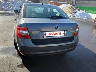 2020 Skoda Octavia III (A7) Рестайлинг, серый, 1700000 рублей, вид 4