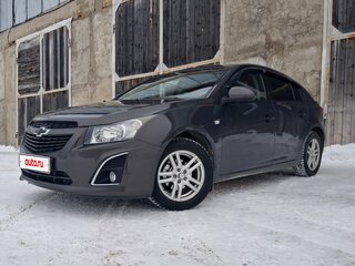 2013 Chevrolet Cruze I Рестайлинг, серый, 900000 рублей, вид 1