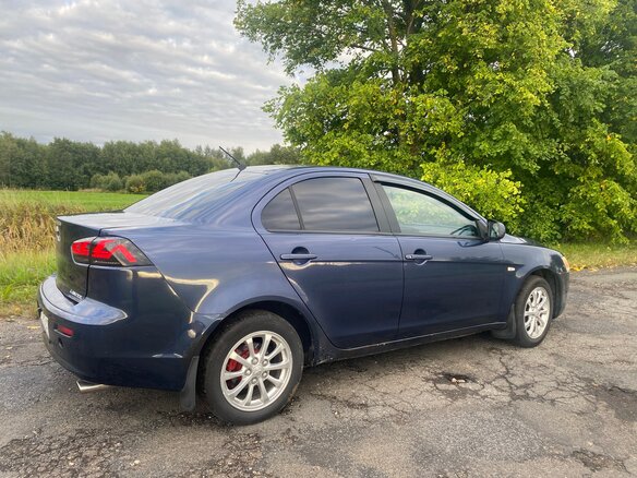 2007 Mitsubishi Lancer X, синий, 620000 рублей - вид 2