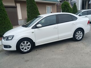 2012 Volkswagen Polo V, белый, 630000 рублей, вид 4