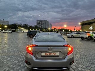 2019 Honda Civic X, серый, 2300000 рублей, вид 3