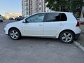 2008 Volkswagen Golf V, белый, 850000 рублей - вид 2
