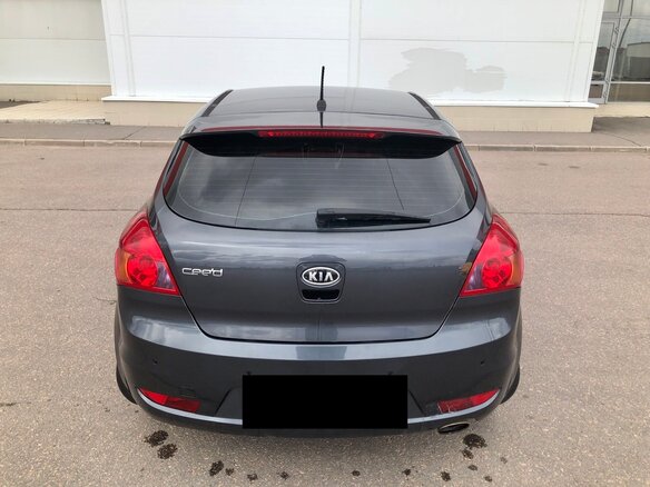 2011 Kia Ceed I Рестайлинг, серый, 630000 рублей - вид 3