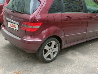2009 Mercedes-Benz B-Класс 200 I (W245) Рестайлинг, пурпурный, 950000 рублей, вид 4