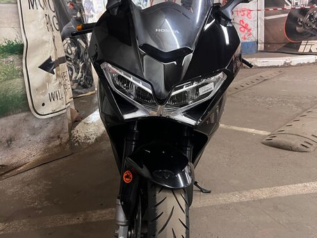 2015 Honda VFR 800, чёрный, 1050000 рублей, вид 4
