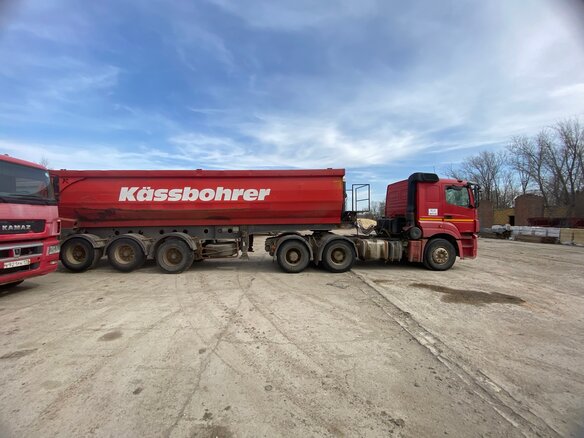2016 КамАЗ 65806, красный, 4650000 рублей - вид 1