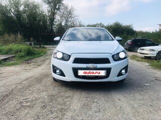 2012 Chevrolet Aveo II, белый, 535000 рублей, вид 3