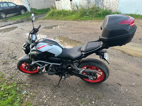 2019 Yamaha MT-07 (FZ-07), чёрный, 650000 рублей, вид 2