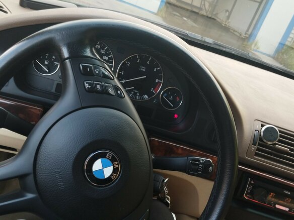 1998 BMW 5 серии 523i IV (E39), зелёный - вид 6