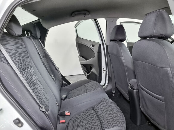 2014 Hyundai Solaris I Рестайлинг, белый, 1130000 рублей - вид 18