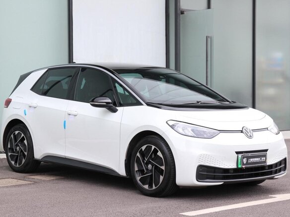 2024 Volkswagen ID.3 57.3 kWh I, белый, 2364505 рублей - вид 2