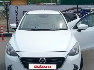 2017 Mazda Demio IV (DJ), белый, 950000 рублей, вид 2