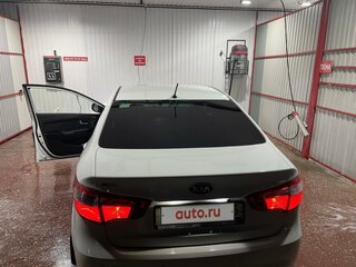 2012 Kia Rio 4-speed III, белый, 980000 рублей, вид 2