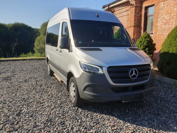 2019 Mercedes-Benz Sprinter, серебристый, 4699000 рублей - вид 3