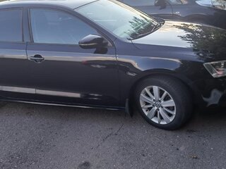 2013 Volkswagen Jetta VI, чёрный, 1000000 рублей, вид 2