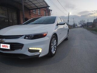 2018 Chevrolet Malibu IX, белый, 1550000 рублей, вид 2