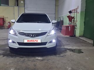 2015 Hyundai Solaris I Рестайлинг, белый, 1100000 рублей, вид 5