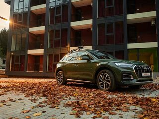 2021 Audi Q5 45 TFSI II (FY) Рестайлинг, зелёный, 3950000 рублей, вид 2