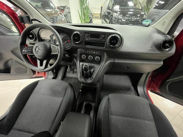 2023 Mercedes-Benz Citan, красный - вид 9