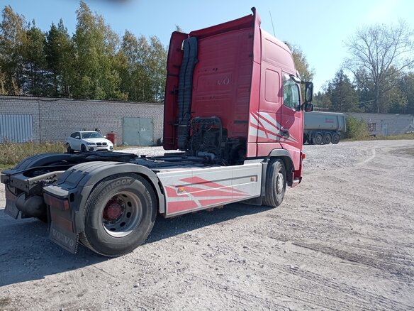 1999 Volvo FH, красный, 3500000 рублей - вид 12