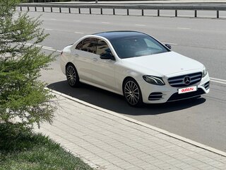 2017 Mercedes-Benz E-Класс 200 V (W213, S213, C238), белый, 2800000 рублей, вид 4