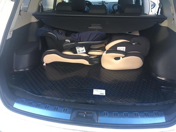 2012 Nissan Qashqai+2 I Рестайлинг, белый, 1200000 рублей - вид 3