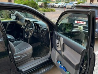 2010 Toyota Land Cruiser Prado 150 Series, чёрный, 3500000 рублей, вид 3