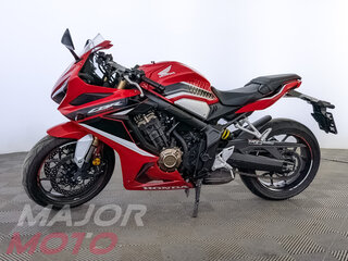 2021 Honda CBR 650R, красный, 925000 рублей, вид 2