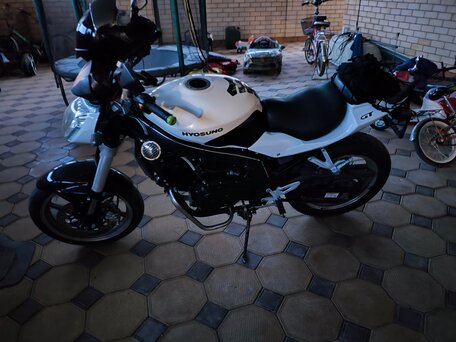 2012 Hyosung Comet GT250, белый, 230000 рублей, вид 2