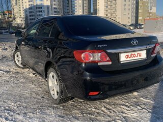 2013 Toyota Corolla X (E140, E150) Рестайлинг, чёрный, 2100000 рублей, вид 3