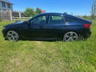 2020 BMW 6 серии Gran Turismo 630d xDrive IV (G32) Рестайлинг, чёрный, 5499000 рублей, вид 4