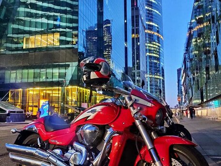 2013 Suzuki Intruder M1800R, красный, 1300000 рублей, вид 1