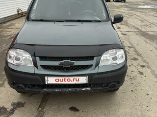 2015 Chevrolet Niva I Рестайлинг, зелёный, 400000 рублей, вид 1