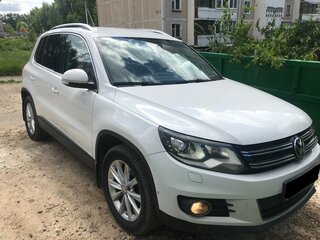2013 Volkswagen Tiguan I Рестайлинг, белый, 1350000 рублей, вид 2