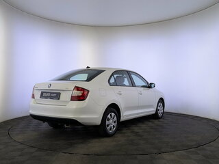 2019 Skoda Rapid I Рестайлинг, белый, 925000 рублей, вид 5