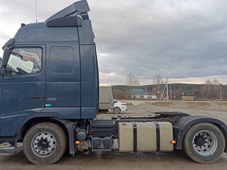 2012 Volvo FH, синий, 3600000 рублей, вид 2