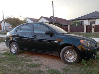 2007 Hyundai Verna II, чёрный, 330000 рублей, вид 3