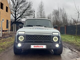 2014 Lada (ВАЗ) 2121 (4x4) I Рестайлинг, белый, 650000 рублей, вид 1