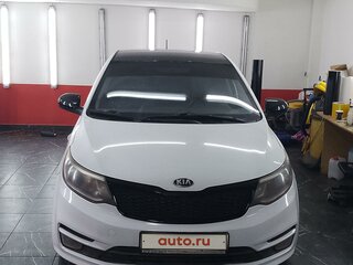 2016 Kia Rio III Рестайлинг, белый, 500000 рублей, вид 2