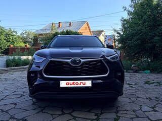 2021 Toyota Highlander IV (XU70), чёрный, 4590000 рублей, вид 3