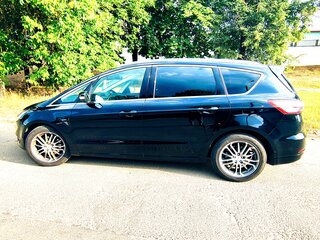 2019 Ford S-MAX II Рестайлинг, чёрный, 2200000 рублей, вид 4