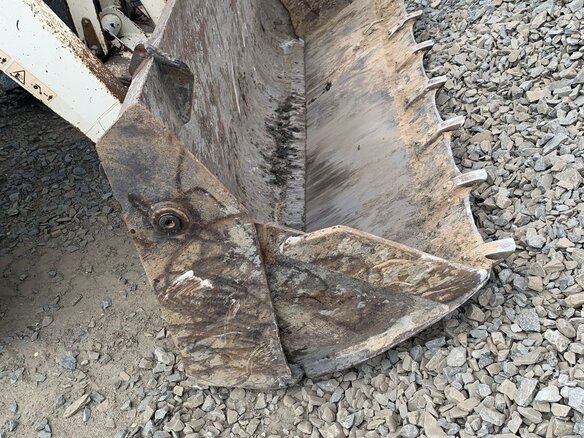 2008 Terex TLB 825, 3000000 рублей - вид 4