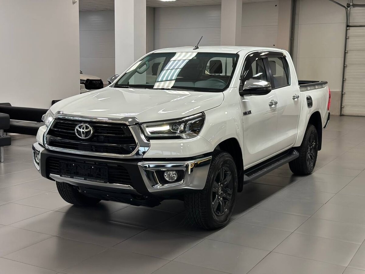 Открыть фотографии: Toyota Hilux VIII Рестайлинг 2