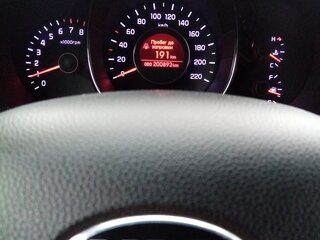 2014 Kia Rio 5-speed III, серебристый, 700000 рублей, вид 5
